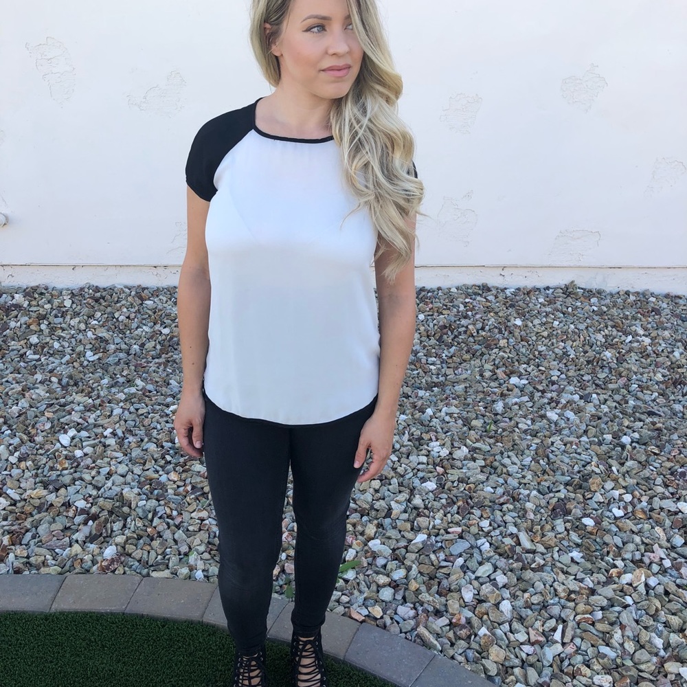 Beautiful blouse for work or play!